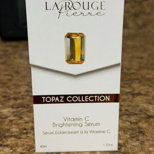 Vitamin C Brightening Serum - White and Gold